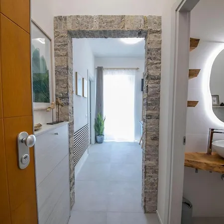 Apartman Piccola Perla Di Comfort E Stile